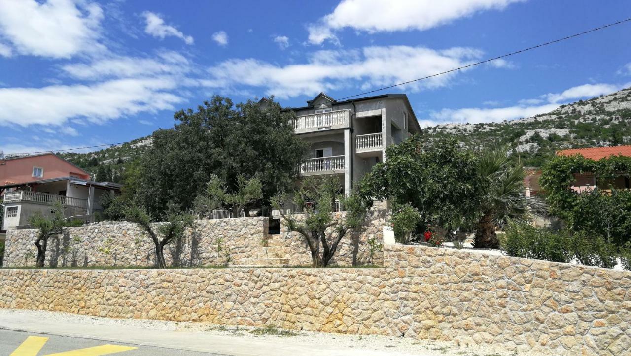 Apartmani Goga Starigrad Paklenica Exterior foto
